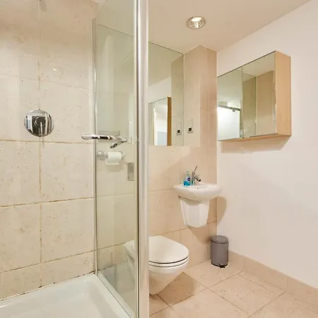 Apartment The Elegant Riverside Gem In The Heart Of Leeds